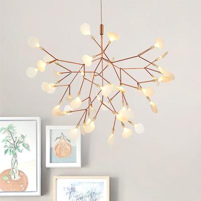 China Modern Golden LED Pendant Lights Metal Acrylic Lighting Fixtures Nordic Indoor Light Pendant for sale