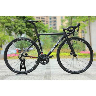 China Popular Model 700c Racing Roadbike With 22 Speed Gears And Aluminum Alloy Frame for sale