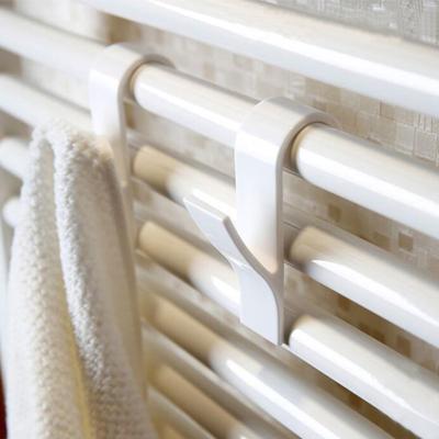 China 2Pcs Bathroom Towel Hangers Radiator Plastic Rail Hooks Space Saving Stocked Hanging Drying Wet Towels for sale