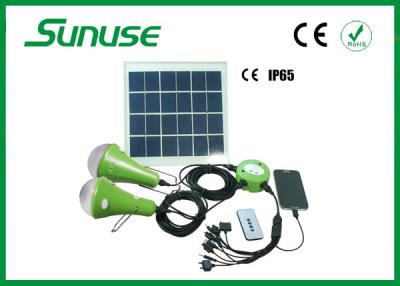 China sistema de iluminação home conduzido solar do painel 12W solar com controlador remoto à venda