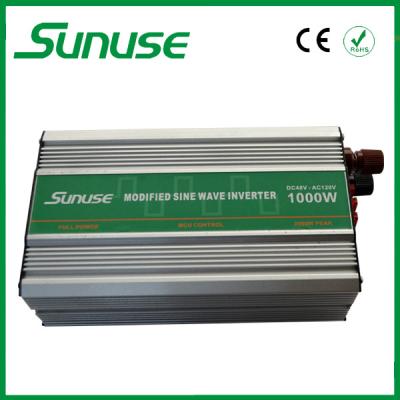 Chine C.C modifié de la puissance de crête 2000w de l'inverseur 1000w de puissance d'onde sinusoïdale à C.A. 24v à 220v à vendre