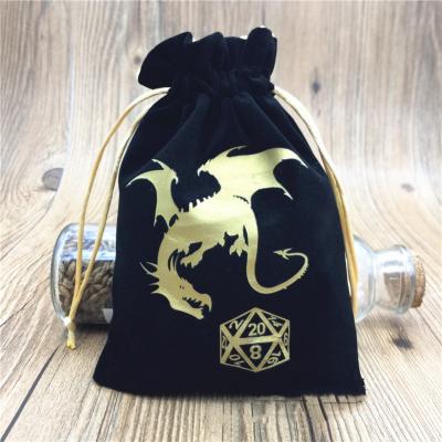 China DND games wholesale custom tan color LOGO dice package bag dnd dice box RPG striped flannel bag black dungeons and dragons game for sale