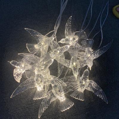 China Eco-friendly 10am Acrylic Birds LED Chandeliers Wedding Stage Decoration Chandelier For Wedding Events Decoration for sale