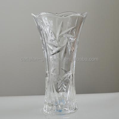 China Eco-friendly high quality etched glass vase for flower for sale