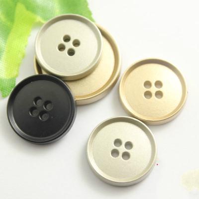 China Professional Dry Cleaning 4 Hole Metal Customized Alloy Buttons China Manufacturer With Best Quality And Low Price for sale