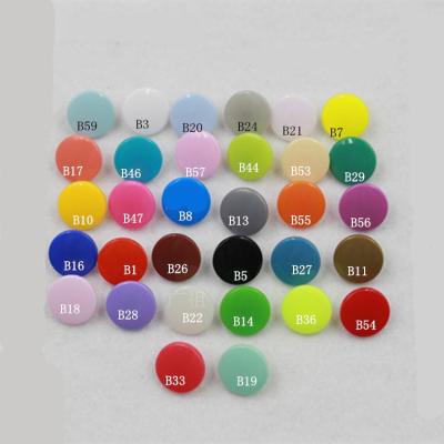 China Round T5 Dry Cleaning Custom Many Color Invisible Button Colored Plastic Tape Snap On Buttons for sale