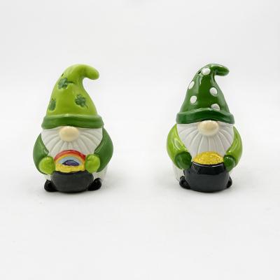 Chine Hand Painted Ceramic Craft Christmas Decorative Santa Claus Salt And Pepper Shaker à vendre