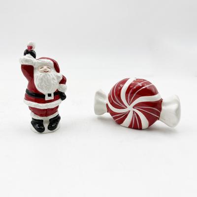 China Hand Painted Ceramic Craft Christmas Santa Claus New Year Candy Salt & Pepper Shaker Custom Size Pattern Te koop