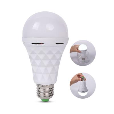 China Warm Home Warehouse Battery Warehouse Emergency Lighting e27 7w 9w 12w 15w Rechargeable Led Light Bulb AC85-265V for sale