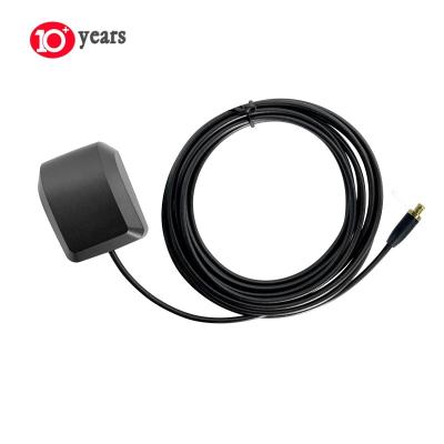 China Glonass Regular External Car Antenna 28dBi GPS Navigation GPS GSM Active Antenna 3Meters With MCX Connector 50.5*38*17.5mm for sale