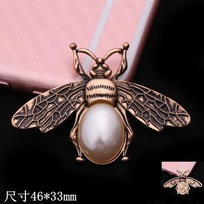 China Popular Vogue Gold Plated Full Rhinestone Flying Beetle Insect Fixed Shell Accessories DIY Diamond Hand Drop Oil for sale