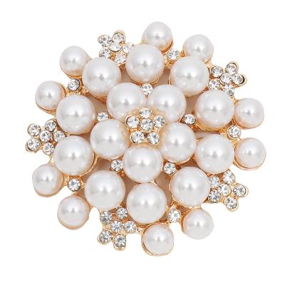 China Popular Trending Hot Products Hand Make Pearl Diamond Round Cell Phone Accessories for sale