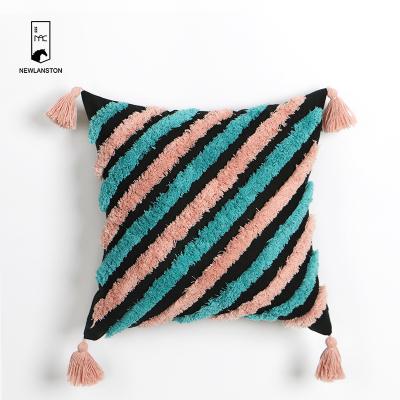 China Modern New Design Luxury Home Cotton Pillow Cushion 45*45 Tufted Cushion For Sofa Home Decoration for sale