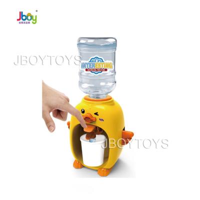 China 2022 Hot Sales MINI Water Squeeze Dispenser With Refrigerator Plastic Pretend Play Kids Kitchen Cartoon Toys for sale