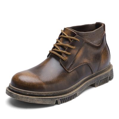 China New Flat Fashion Style Boots For Men Genuine Leather Boots Men Casual Shoes For Man for sale