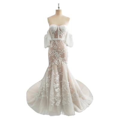 China Fashion Breathable Sweetheart Neckline Sexy Sweetheart Neckline Wedding Dress Lace Mermaid Pattern With Detachable Sleeve for sale