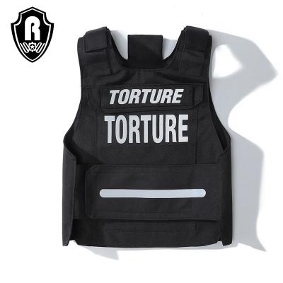 China Hip-hop Tactical Waterproof Outdoor Tactical Vest Raptor Fashion Torture Protection Men's Vests Bearing Steel Plate for sale