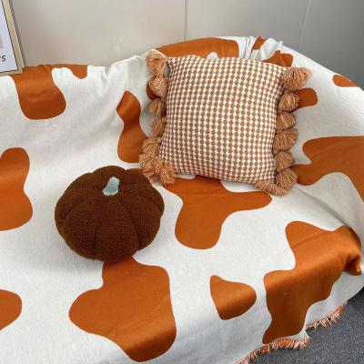 China Amazon's Handheld; s hot sale suitable ultralight with fluffy dutch feel winter warm fleece blanket for sale