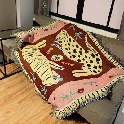 China Rawhouse Universal Home Towel Blanket Decorative Red Color Jacquard Cotton Throws Woven Blanket for sale