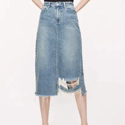 China 2021 Summer New Denim Tassel Trimming Edge Worn Skirt Ladies Breathable Skinny Denim Skirt for sale