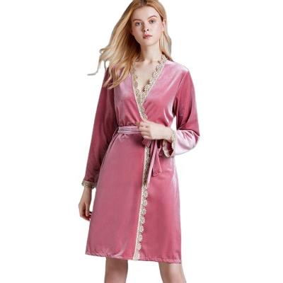 China New style thermal pajamas women spring and autumn velvet gold Korean mid length pajamas home bathrobe for sale