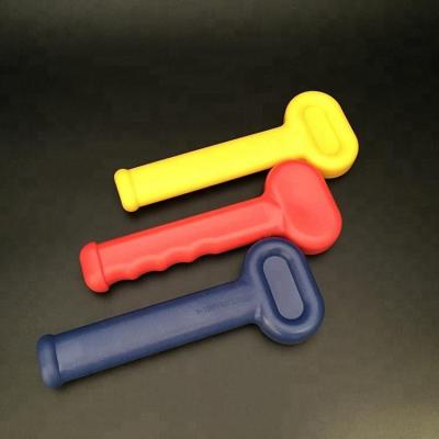 China Roof Top Selling Custom Plastic Hammer 198g PS Ice Hammer / Ice Mallet Widely Used In Hotel, Airline, Restaurant, Bar for sale