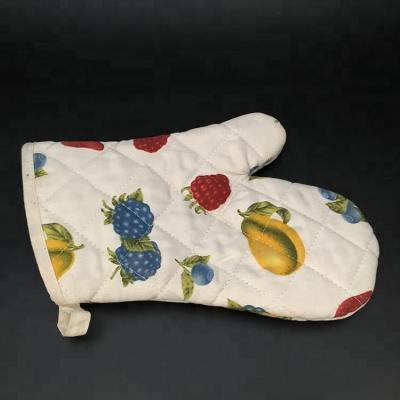 China Custom Heat Resistant Cooking Cotton Printed Kitchen Microwave Oven Gloves /Mitts for sale