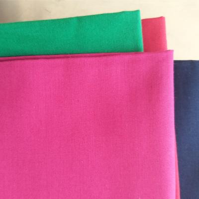 China Stain Resistant Shirt Plain Polyester Fabric Woman And Man Workwear Textile Fabric Cheap Colored Polyester Cotton for sale