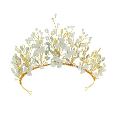 China Copper Wire Queen Princess Birthday Gold Hair Accessories Women King Tiara Flower Bridal Wedding Pageant Crowns O638-1 for sale