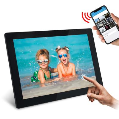 China 7inch Digital Picture Frame LCD Screen Display With MAX 32GB Memory And Video Playback for sale