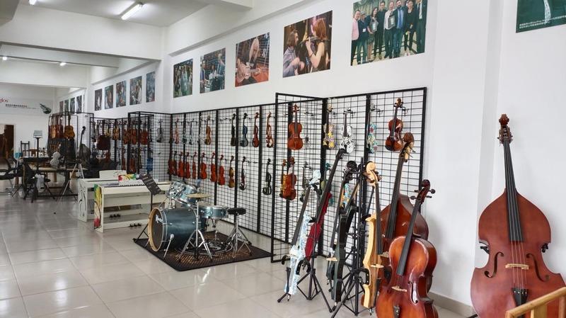 Verified China supplier - Shanghai Kinglos Musical Instruments Co., Ltd.