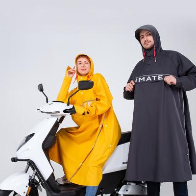 China 100% Various Sizes Safety Raincoat PVC Raincoat Raincoat Full Length Raincoat Long Raincoat Unisex Scooter Rain Coat Poncho for sale