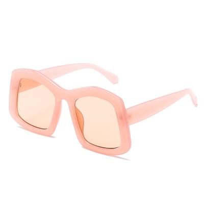 China Fashion Sunglasses #8643 Big Frame Shades Irregular Lenses 2023 Autumn New Arrival Women Fashion Candy Color Square Party Sun Glasses UV400 for sale