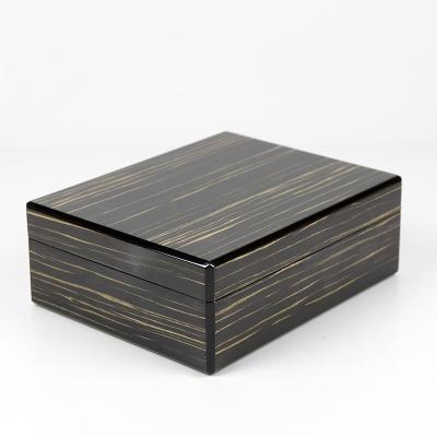 China Wooden Watch Packaging Box Customized Jewelry Watch Boxes Luxury Wood Watch Strap Jewelry Box Organizer Wooden Gift Box for sale