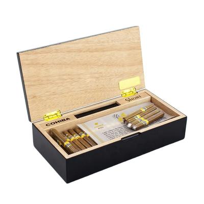 China Handmade High-end Cedar Cigar Humidor With Hygrometer Humidifier Cigars Tobacco Box Custom Cigar Gift Box for sale