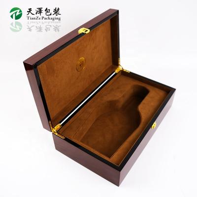 China Handmade Custom Logo Single Wine Box Wooden Wine Gift Packaging Box For Wine Whisky for sale