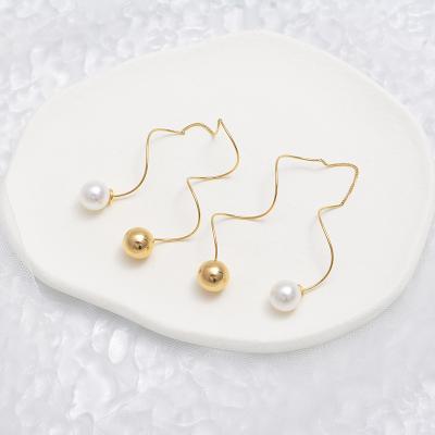 China High Quality High Quality Promotional Warm Welcome Report Looking Dubai Gold Plated Jewelry Stud Earrings Gift for sale