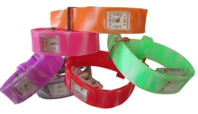 China Movimiento flexible del reloj elegante casual del LED Digital para los muchachos/las muchachas en venta