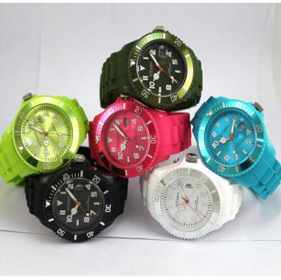 China Rotating Bezel Silicone Bracelet Watch for sale