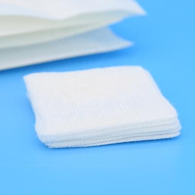 China Factory Medical Professional Disposable Cotton Health Services Soft Sterile Surgical White Gauze Swabs for sale