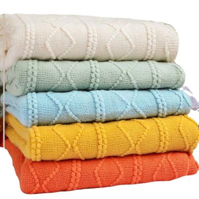 China Wavy Profile Anti-Static Knitting Blankets Autumn And Winter Household Heat Throw Blankets Summer Air Conditioning Blanket for sale