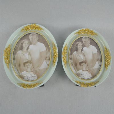 China Custom Resin Gift Polyresin Picture Frame Love Day Angel Wing Resin Photo Frame New for sale