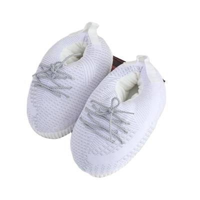 China Plush Birthday Gift For Yeezy Yeezy Slippers Men Super Warm aj Kids Shoes Custom Yeezy Bedroom Slippers for sale