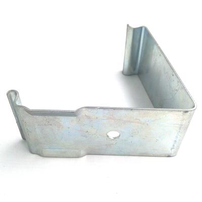 China Wood Box OEM Sheet Metal Fabrication 50mm Width Spring Clamping Crate Clip Wood Box Lock Clips for sale