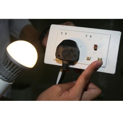 China Residential/Industrial Indoor Outdoor Multipurpose High Quality Special Anti-Electric Shock 220V No Cover Indoor Multipurpose Power Outlet for sale