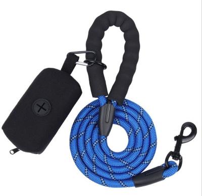 China Explosion-proof Reflective Nylon Round Dog Leash Dog Traction Rope and Poop Picking Bag Set for sale