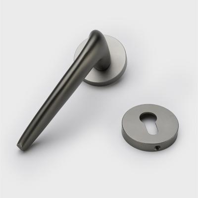 China China Supplier Wholesale Modern Fashionable Silver Door Lock Knob For Bedroom Door for sale