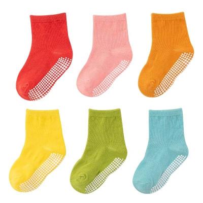 China Summer QUICK DRY KID'S Spring Kids Booties Boys Solid Color Boat Booties Grip Baby Anti-Skid Socks for sale