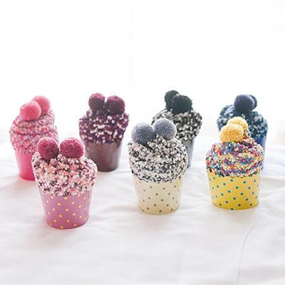 China Winter Coral Fleece Velvet Fluffy Warm QUICK DRY Floor Cupcake Gift Socks Soft Breathable Fashion Bed Socks for sale