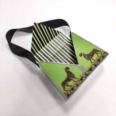 China Recyclable Printed Foldable Gift Box Paper Bag Box With Ribbon Handle for sale